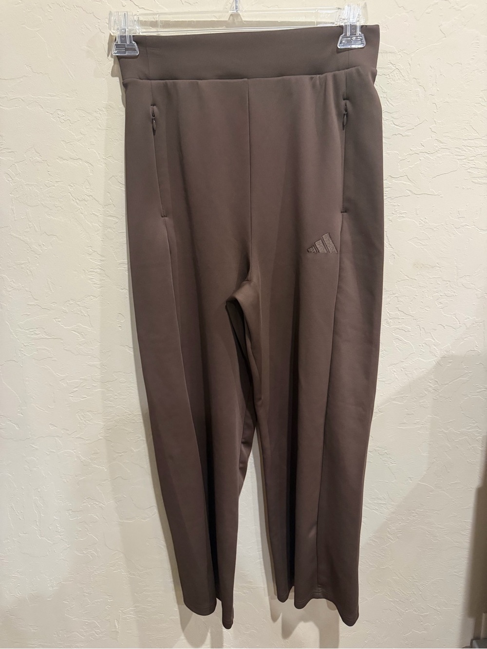 Adidas Women’s Solid Brown Wide leg pants Size S Regular Zip Pockets Activewear